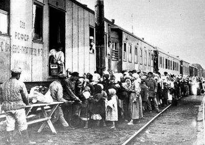 «Кировский поток»: за что Сталин выселил из Ленинграда 40 тысяч человек