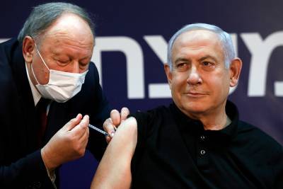 В Израиле началась вакцинация от COVID-19