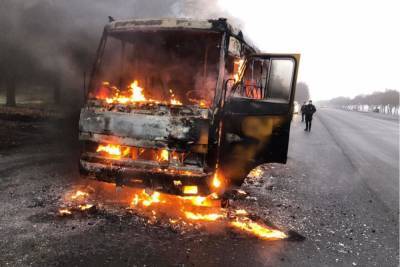 В Днепропетровской области загорелся автобус с пассажирами