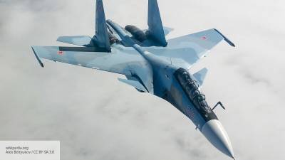 В Китае считают, что черноморский маневр Су-30 России опозорил ВМС США