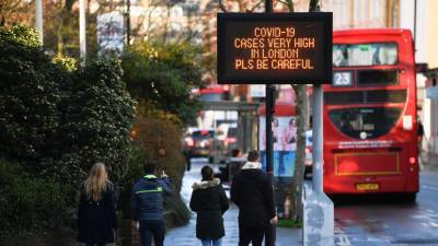 Daily Mail: жители покидают Лондон после объявления новых ограничений