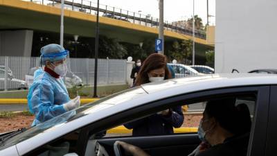 В Греции за сутки выявили 588 новых случаев коронавируса
