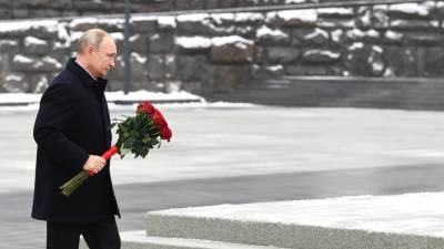 «Добиваться более эффективной защиты»: Путин призывал спецслужбы учитывать риски тлеющих у границ конфликтов