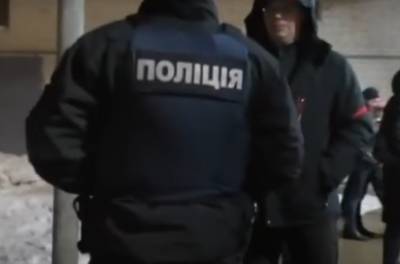 Полиция и спасатели подняты по тревоге: в центре Киева заминировали сразу пять ТРЦ, подробности