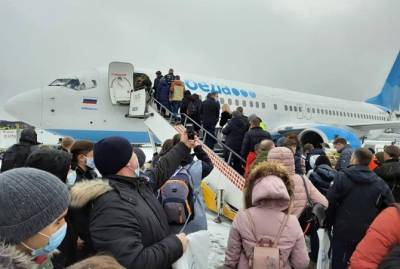Российский лоукостер дважды слетал рейсом Москва-Москва
