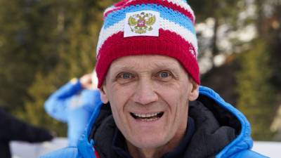 Бывший глава СБР призвал пинками разогнать биатлонную сборную России