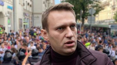 Власти ФРГ способствуют сотрудничеству Навального со спецслужбами Запада