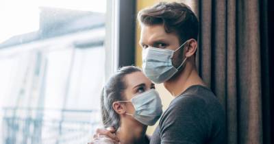 Ревнивая жена с коронавирусом попыталась заразить мужа плевками