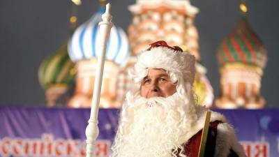 Дед Мороз поздравит пассажиров Мострансавто с Новым годом и Рождеством