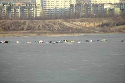 Гурулёв потребовал штрафовать рыбаков за выезд на лёд Кенона