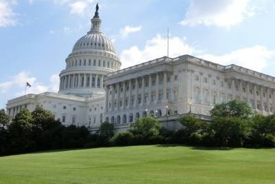 Сенат США принял бюджет на один день для предотвращения шатдауна