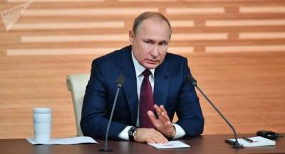 Владимир Путин ответил на провокационный вопрос Сергея Шнурова на прямой линии