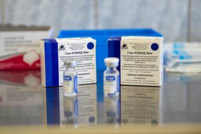 Казахстан начал производить российскую вакцину от коронавируса «Спутник V»