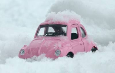 Эксперты назвали главные ошибки автомобилистов при езде зимой