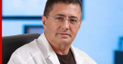 Доктор Мясников счел бессмысленным закрытие границ из-за нового штамма коронавируса