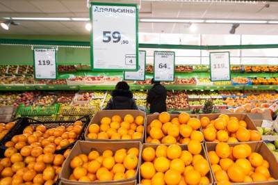 Из-за падения курса рубля 20% уральских бизнесменов предупредили, что повысят цены