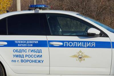 «Лада» съехала в кювет и опрокинулась в Воронежской области, водитель погиб