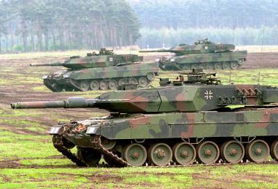 Танки стран НАТО продолжают подтягиваться в белорусским границам