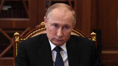 Гинцбург надеется на вакцинацию Путина от коронавируса "Спутником V"