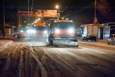 В Волгограде за ночь от снега очистили 4,8 млн квадратных метров дорог