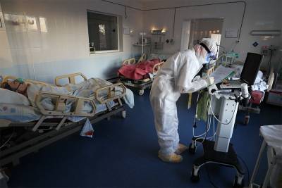 В России за сутки заразились коронавирусом 29 350 человек — это новый максимум