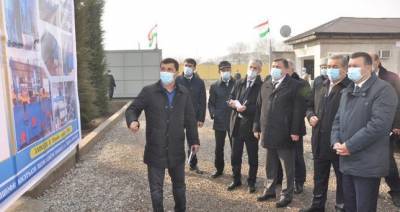 Премьер-министр страны Кохир Расулзода посетил различные промышленные и социальные объекты Бохтара