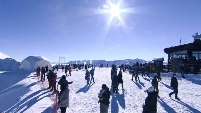 К открытию горнолыжного сезона готовятся в Сочи.