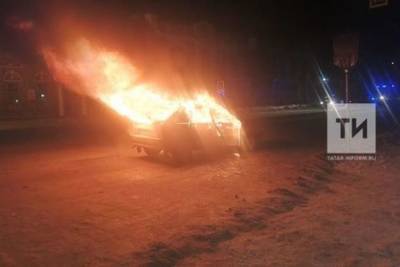 Двое татарстанцев зарезали таксиста и сожгли авто вместе с телом