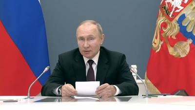Путин поздравил Центр Гамалеи, AstraZeneca, РФПИ и "Р-Фарм" с подписанием меморандума
