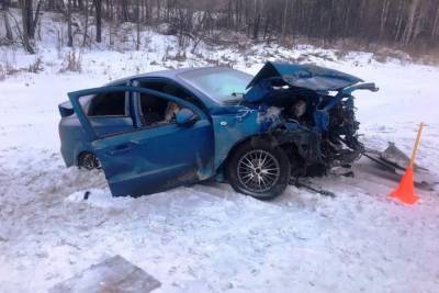 Под Тобольском в аварии Chevrolet и «Приоры» погиб водитель, еще двое в больнице