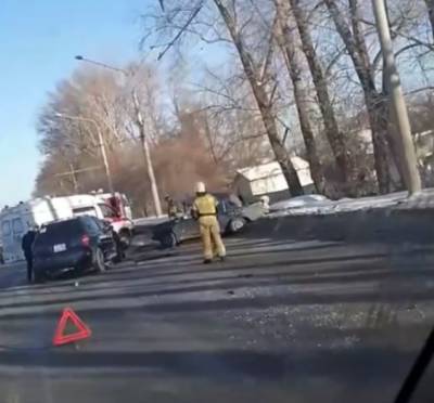 Очевидцы опубликовали видео последствий смертельного ДТП в Кузбассе