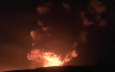 На Гавайях началось извержение вулкана (ВИДЕО)