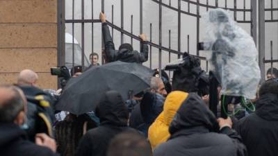 «Здесь не появится!» — оппозиция планирует новые акции против Пашиняна в Сюнике