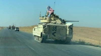 США перебросили в Сирию из Ирака колонну грузовиков с оружием
