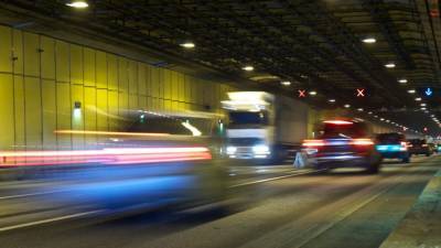 Дорожники восстановили движение в Лефортовском тоннеле после массового ДТП