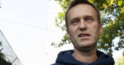 "Новичок" нанесли на трусы ": химик из ФСБ, который причастен к отравлению Навального, рассказал детали операции