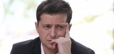 Украинцы назвали Зеленского «политиком года» и «неудачником года» — опрос