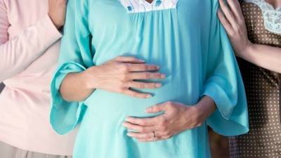 Медики рассказали, когда можно беременеть женщинам, переболевшим COVID-19