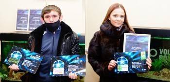 Лучшие футбольные прогнозисты получили призы в редакции «Вологда-Поиск»