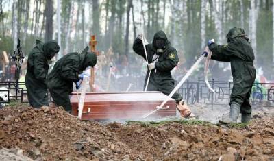 Частные похоронные компании оспорили госмонополию на перевозку тел умерших от ковид