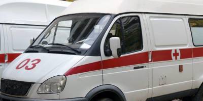 В Киеве мужчина напал на работников скорой помощи, двое пострадавших