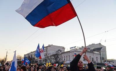 Гордон: Россия «рулит» Крымом с молчаливого согласия Украины
