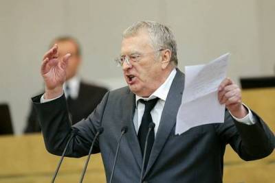 Жириновский уверен, что медицинские маски делают «шаляй-валяй»