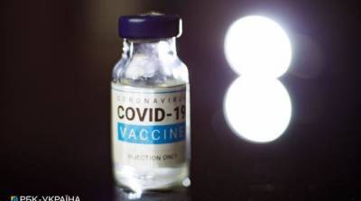 В США стартовала вакцинация от коронавируса препаратом Moderna