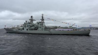 Минобороны сохранит в строю ракетный эсминец «Адмирал Ушаков»