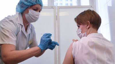 Более 56% населения России сделали прививку от гриппа