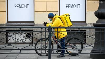 Россияне стали чаще заказывать продукты и еду с доставкой в пандемию