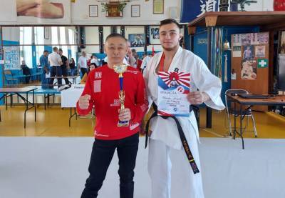 Сахалинец завоевал серебро чемпионата Дальнего Востока по кудо