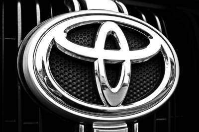 СМИ: Toyota останавливает заводы в Британии и Франции