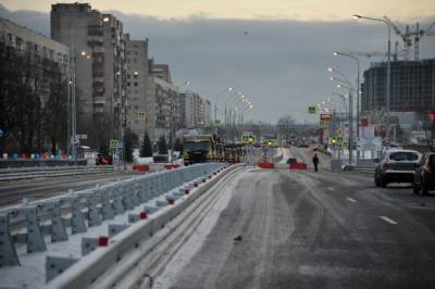 Во вторник в Петербурге около ноля, мокрый снег, морось и гололед